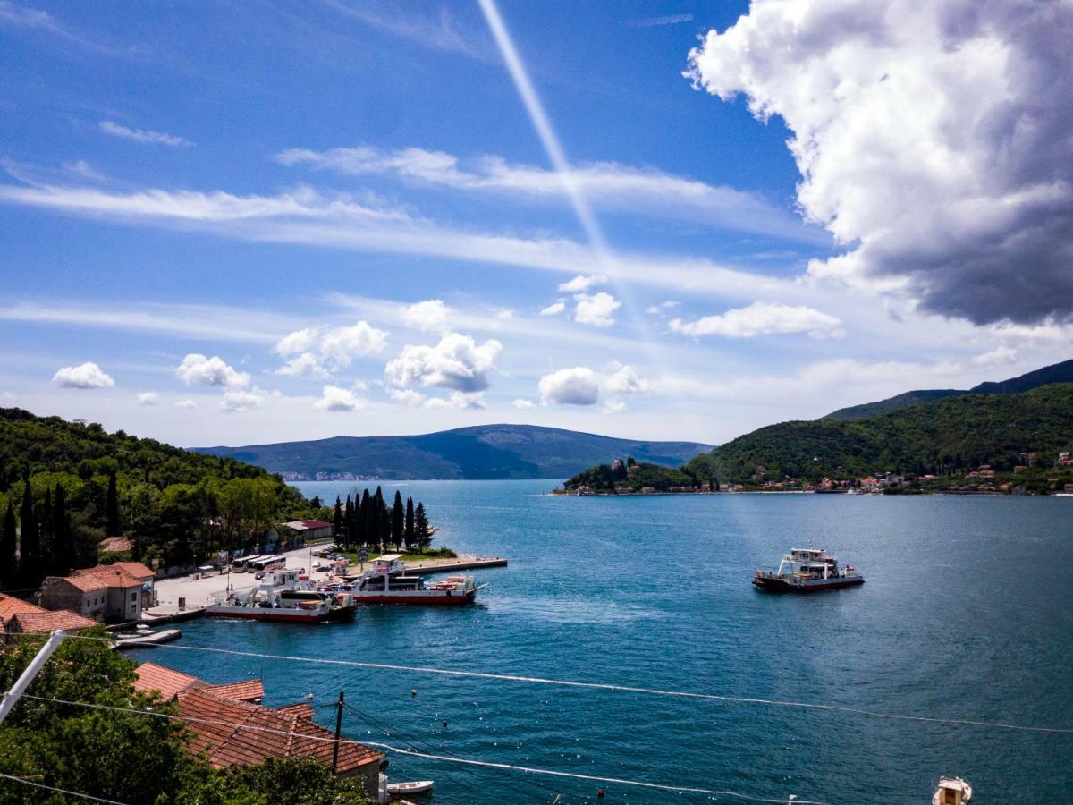 Apartments Eftimov Tivat Exterior foto